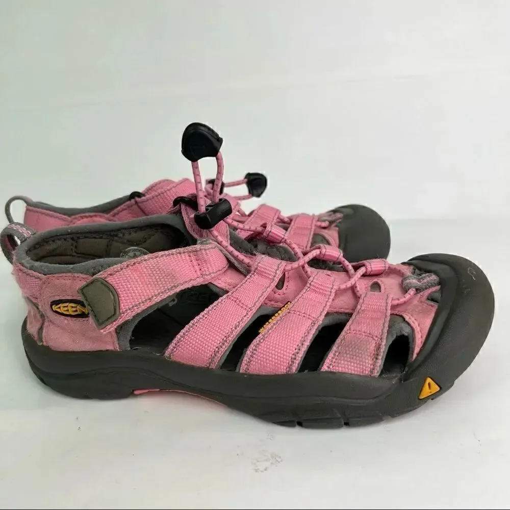 Keen Pink Water Shoes Size 3